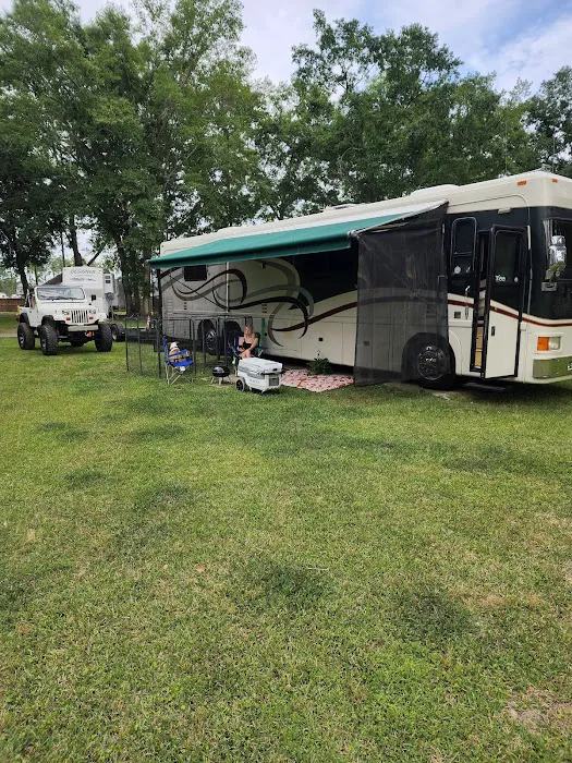 Sun Runners RV Park 10