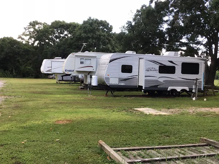 Tindal&Young Ret. RV Park 9