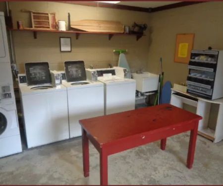 Wagon Wheel RV Park & Cabin Rental
