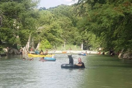 Outdoorsy Hill Country