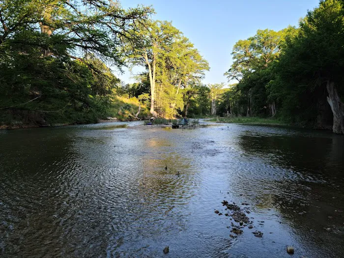 Outdoorsy Hill Country 8