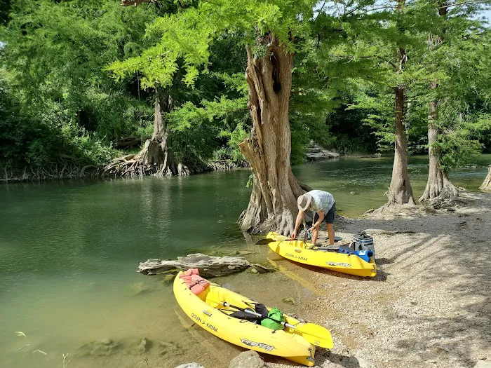 Outdoorsy Hill Country 6