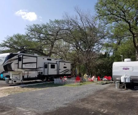Medina River RV Park