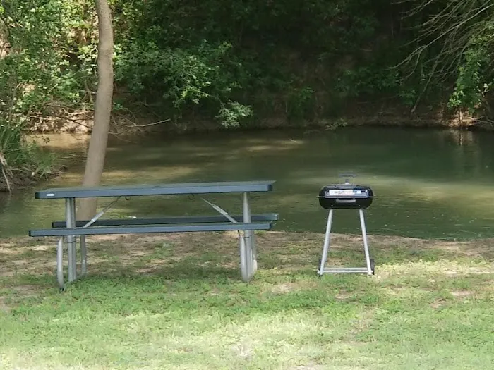 Medina River RV Park 4