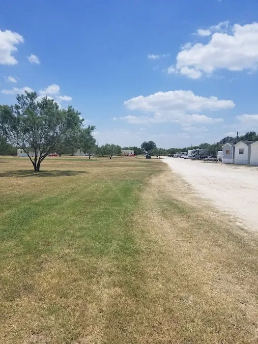 Devine RV Park 4
