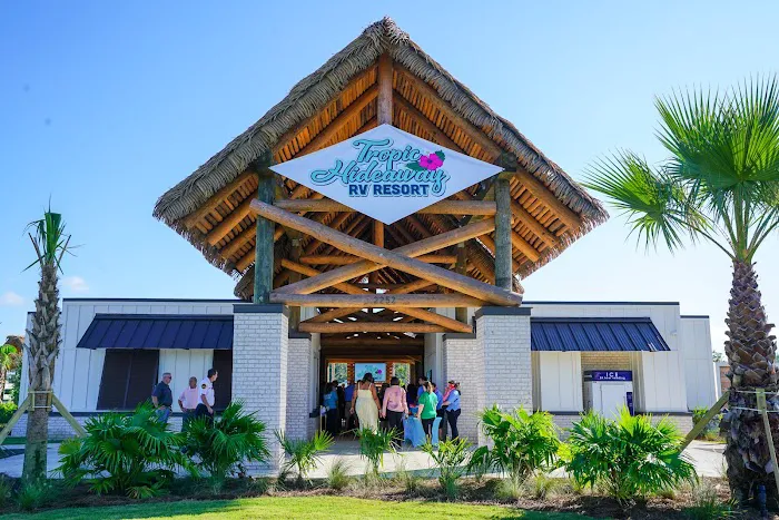 Tropic Hideaway RV Resort 9