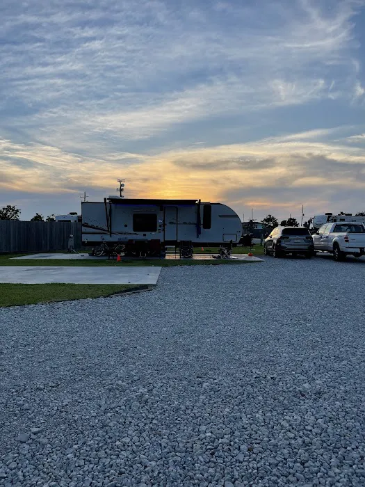 Little Schipper's RV Park 10