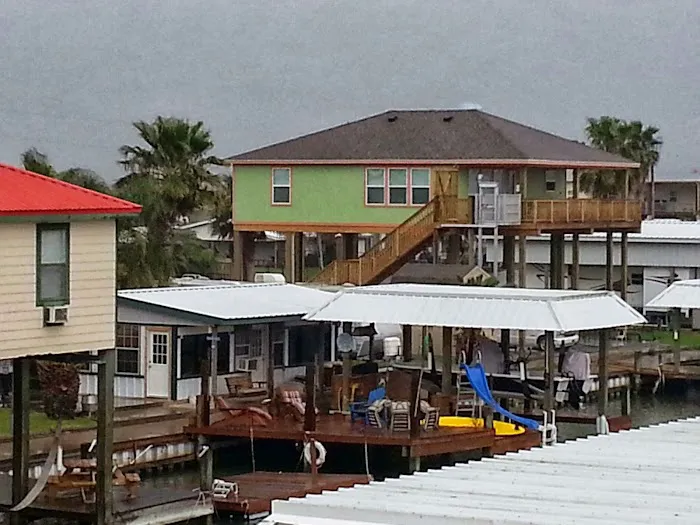 Crystal Canal RV 2