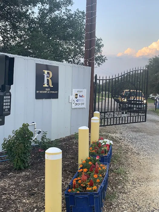 R&R RV Resort & Storage 5