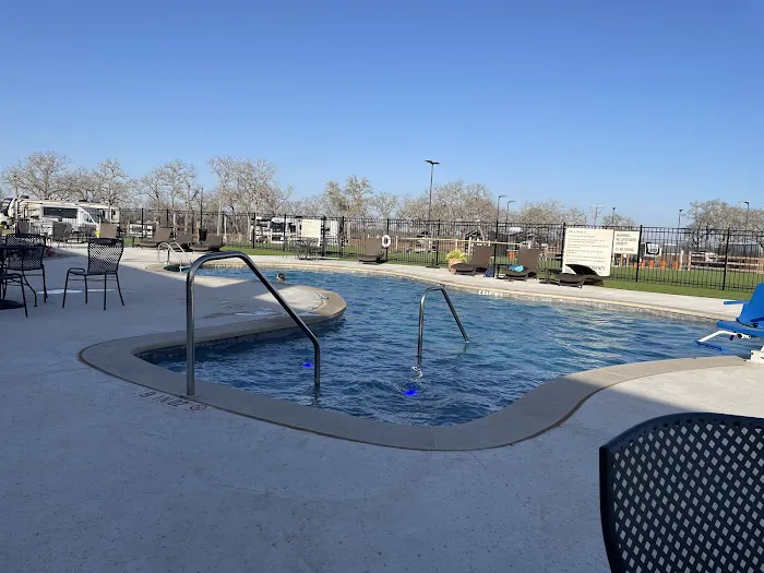 Lantern Oaks RV Resort 3