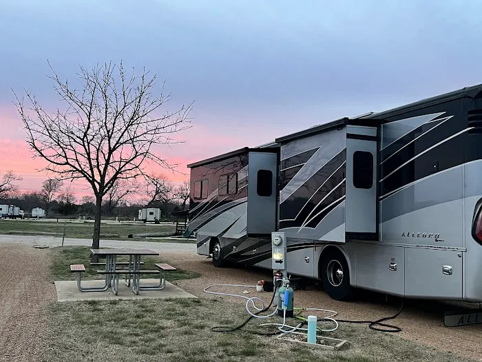 CEDAR BLISS RV Park 7