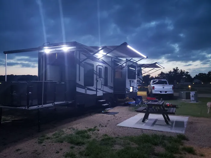 CEDAR BLISS RV Park 9