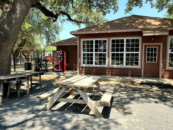 Pearsall RV Park 6