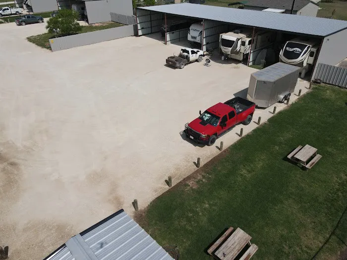 Elmdale Covered RV Park 3