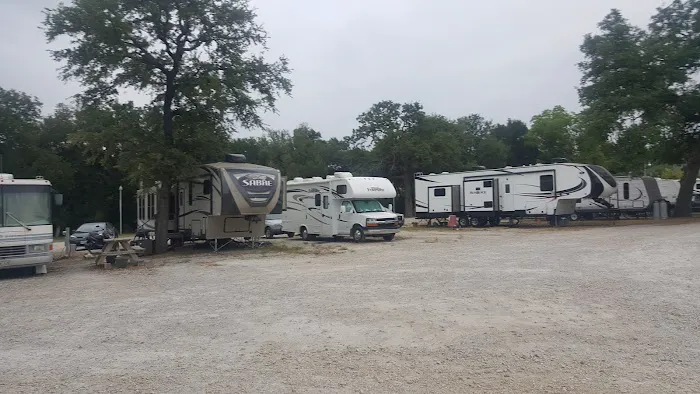 Shady Oaks RV Park 10