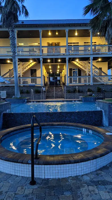 Heritage Motor Coach Resort & Marina 3
