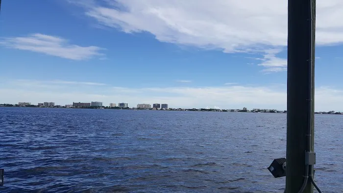 Heritage Motor Coach Resort & Marina 8