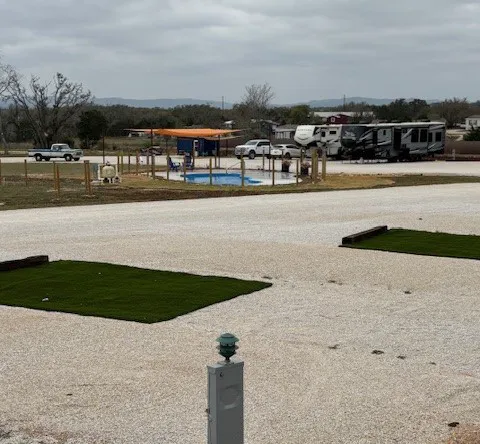 CJ Robins RV Retreat In Bandera, TX 6