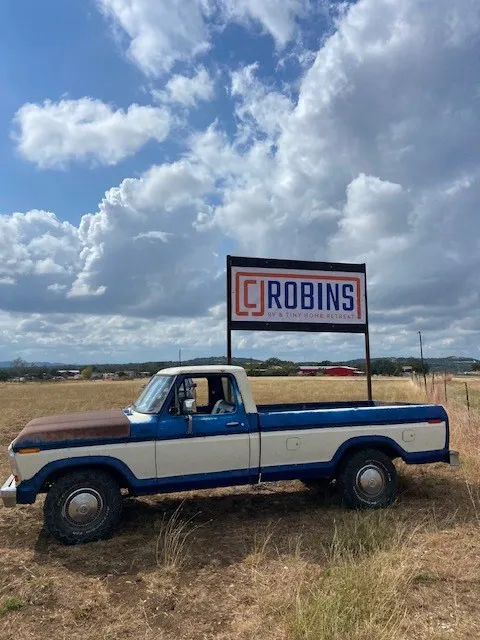 CJ Robins RV Retreat In Bandera, TX 9