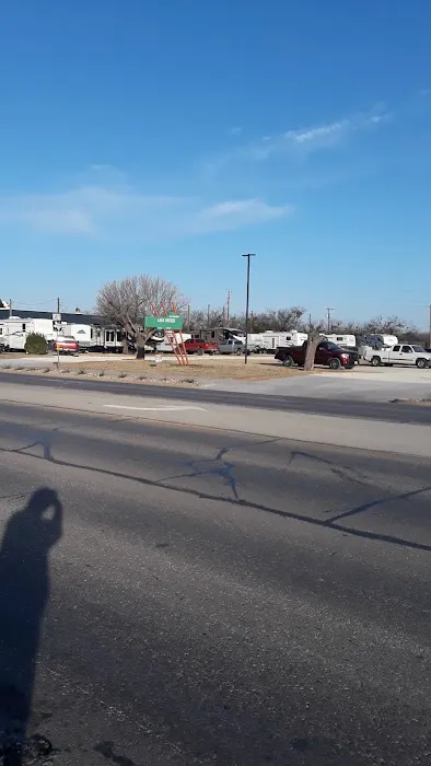 Lake Breeze Trailer Park 5