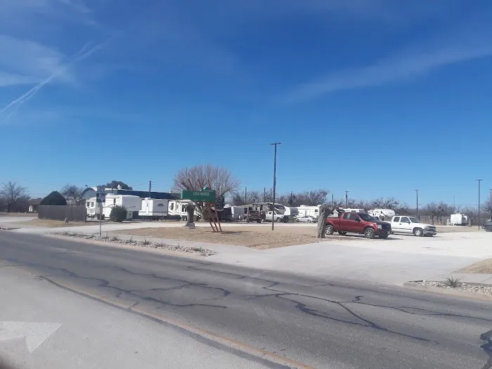 Lake Breeze Trailer Park 6
