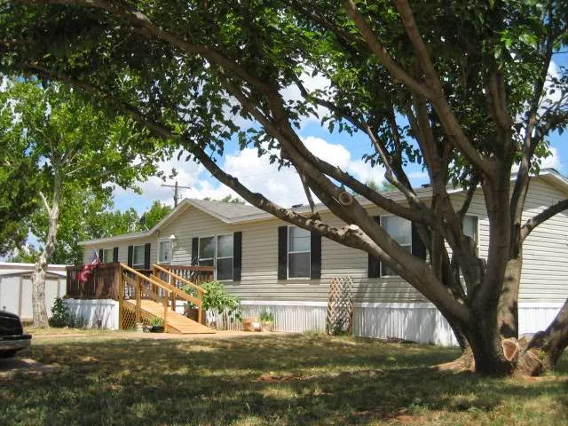 Coachlight Manufactured Home Community 8