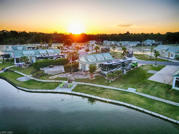Lake Osprey RV Resort 3