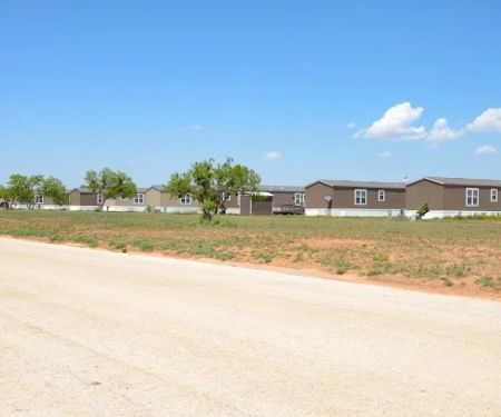 Oakridge Estates Mobile Home Community