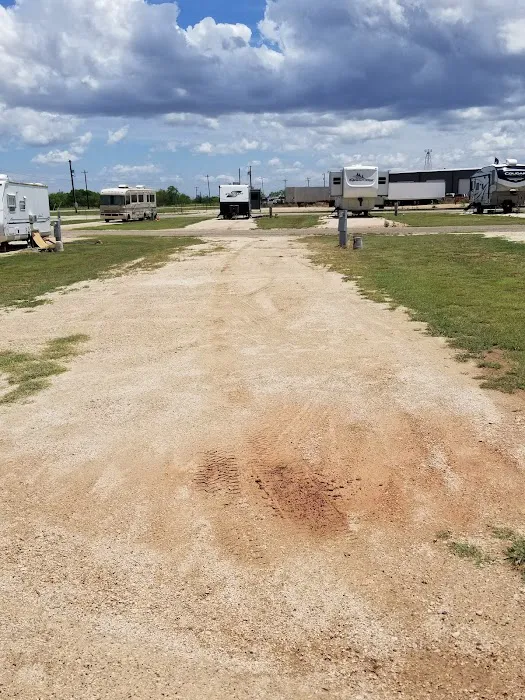 Windmill RV Park 5