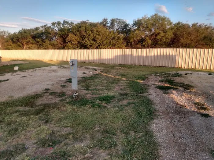 Windmill RV Park 10