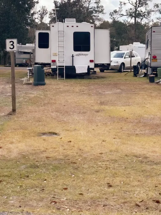 Lillian Breeze RV Park & Storage 4