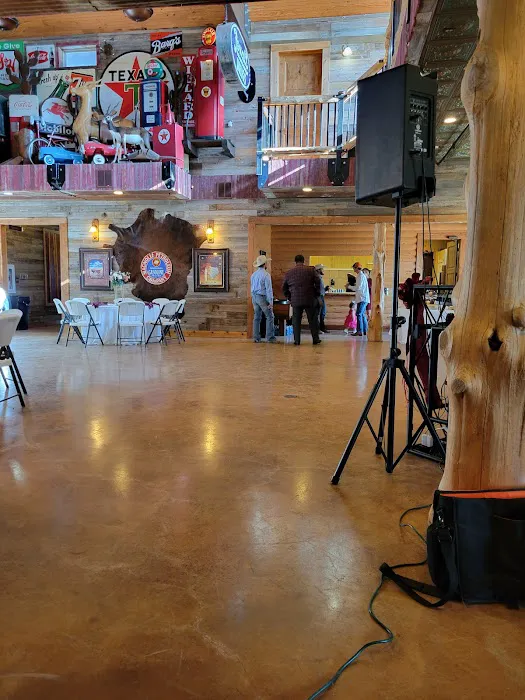 Antler Oaks Lodge and RV Resort 8