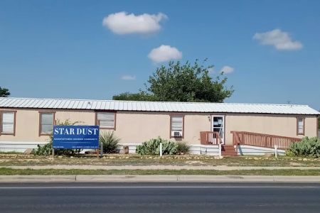 Star Dust Mobile Home Community