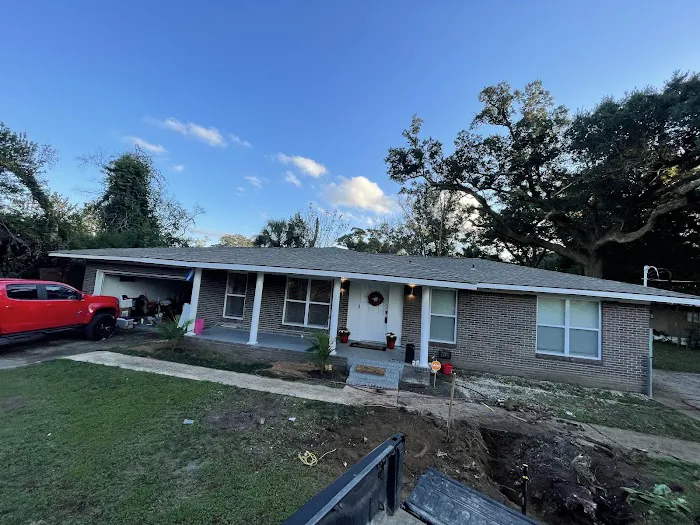 Southeastern Apartments. Deluna Trailer Park 3