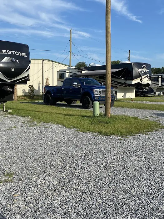 Palm Cove RV Village 8