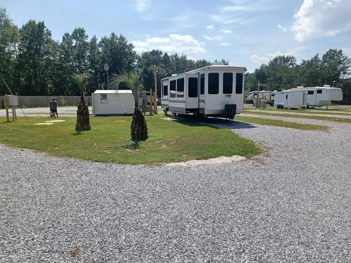 Woodbine RV Park 8