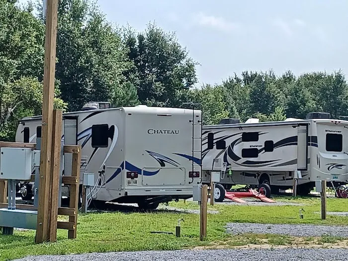 Woodbine RV Park 10