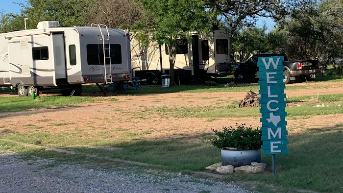 Heart Of Texas RV Park 4