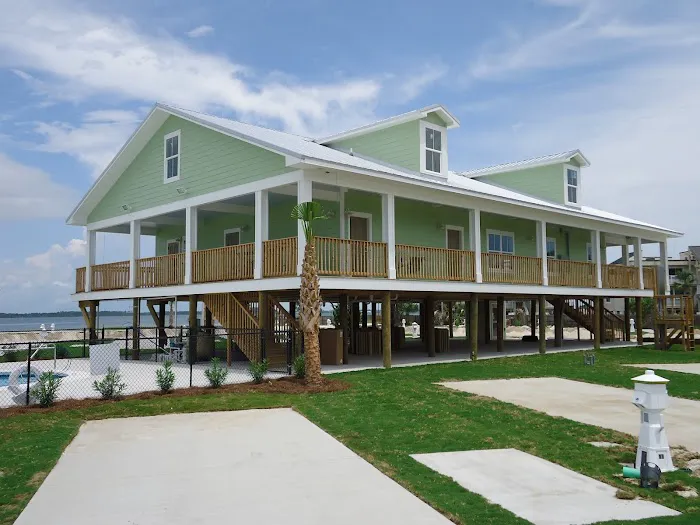 Pensacola Beach RV Resort 9