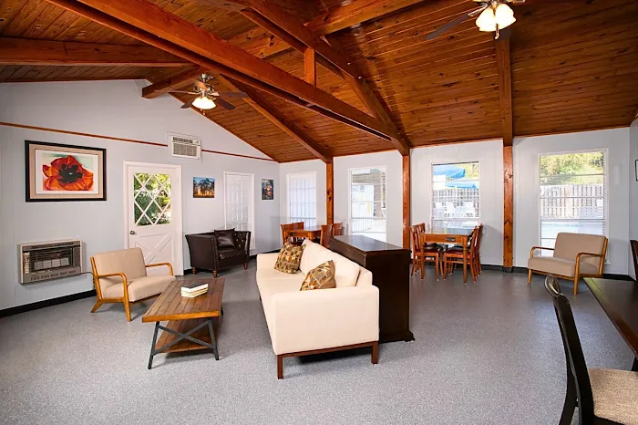 Sunburst RV Resort 10