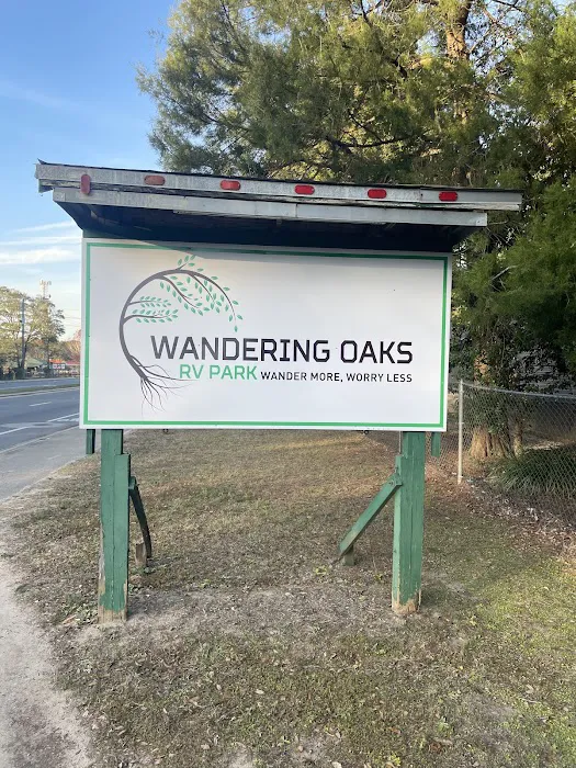 Wandering Oaks RV Park 10