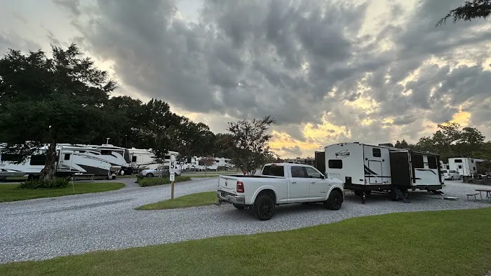 Eagle's Landing RV Park 4