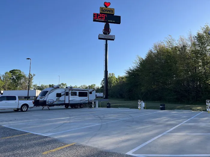 Love's RV Hookup 4