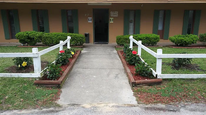 Capri Commons Mobile Home Park 10