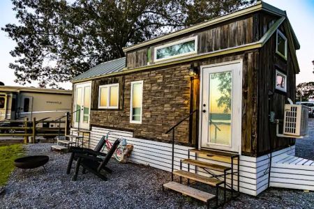 Twin Lakes Camp Resort