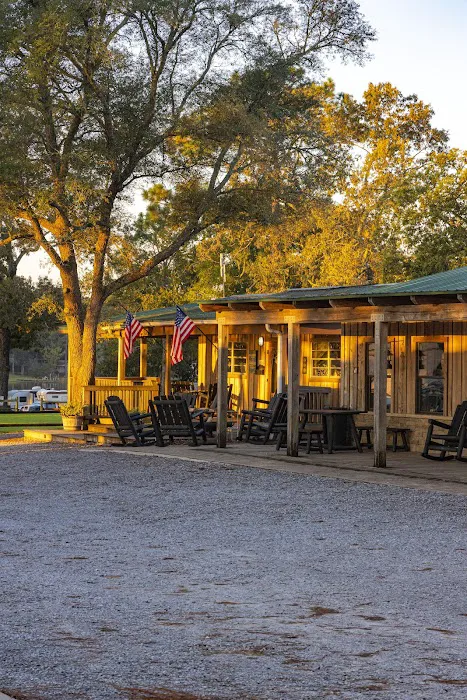 Twin Lakes Camp Resort 10