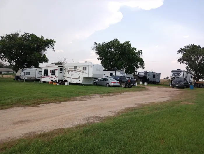 LoneStar PecanShell RV Ranch and Camp 3