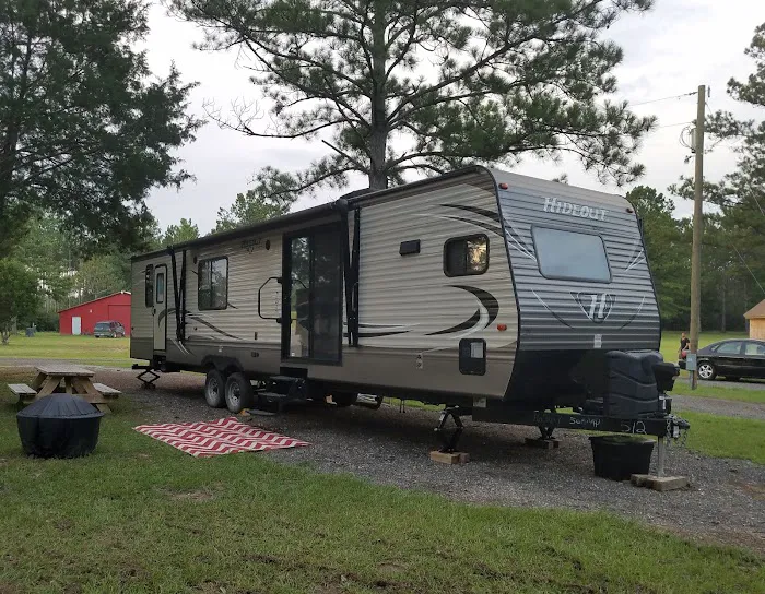 Sapphire Island Camping & RV Park 6
