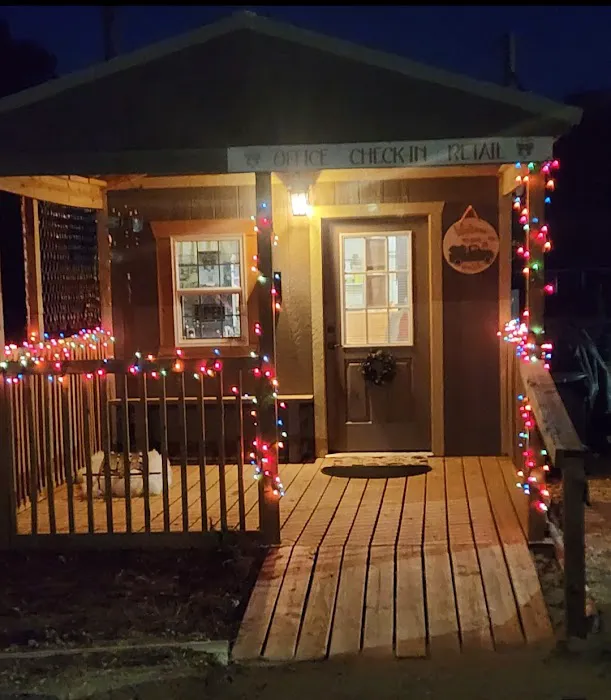 DJ's Peanut Patch RV Park 3