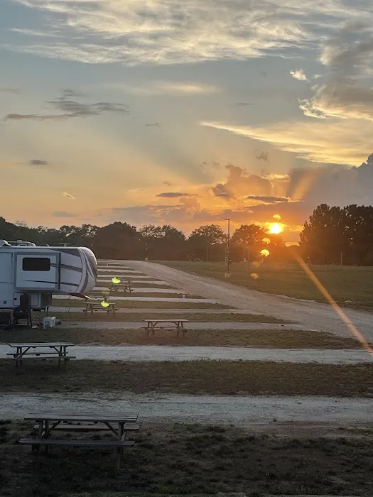 DJ's Peanut Patch RV Park 8